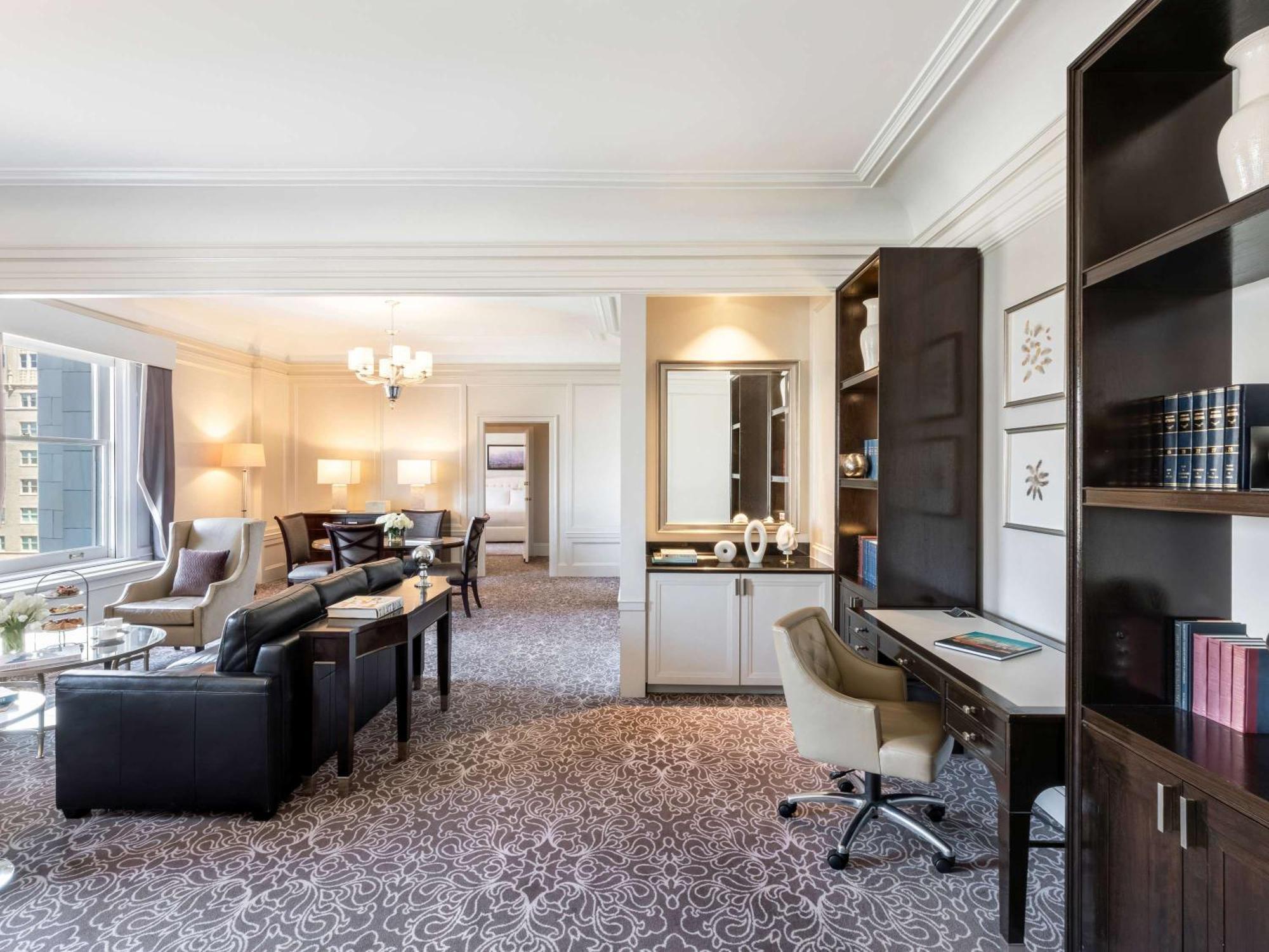 Готель Fairmont Сан-Франциско Екстер'єр фото A suite at The Peninsula
