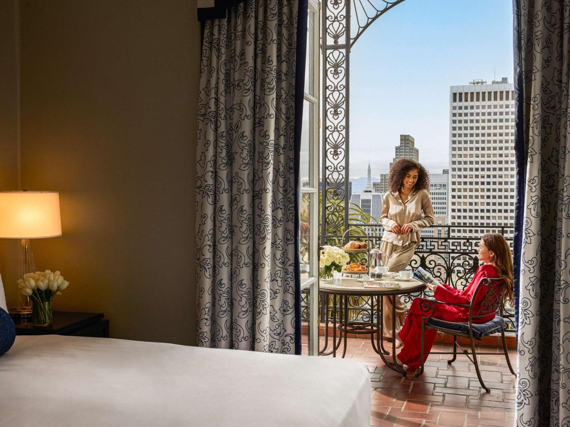 Готель Fairmont Сан-Франциско Екстер'єр фото A guest suite at the St. Regis Bangkok